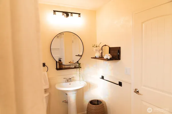 $265,000 | 325 South Almira Avenue, Connell, WA 99326