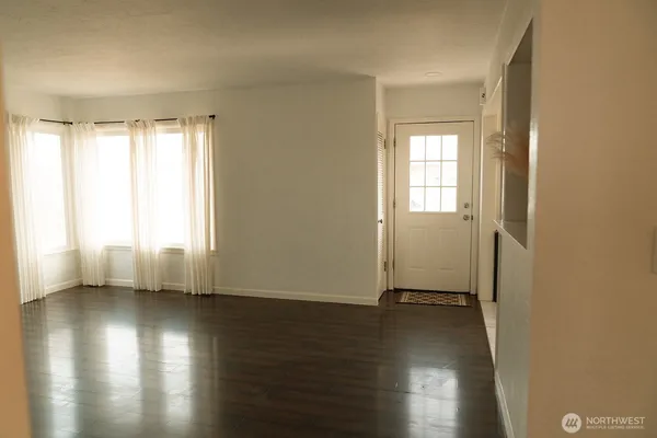 $265,000 | 325 South Almira Avenue, Connell, WA 99326