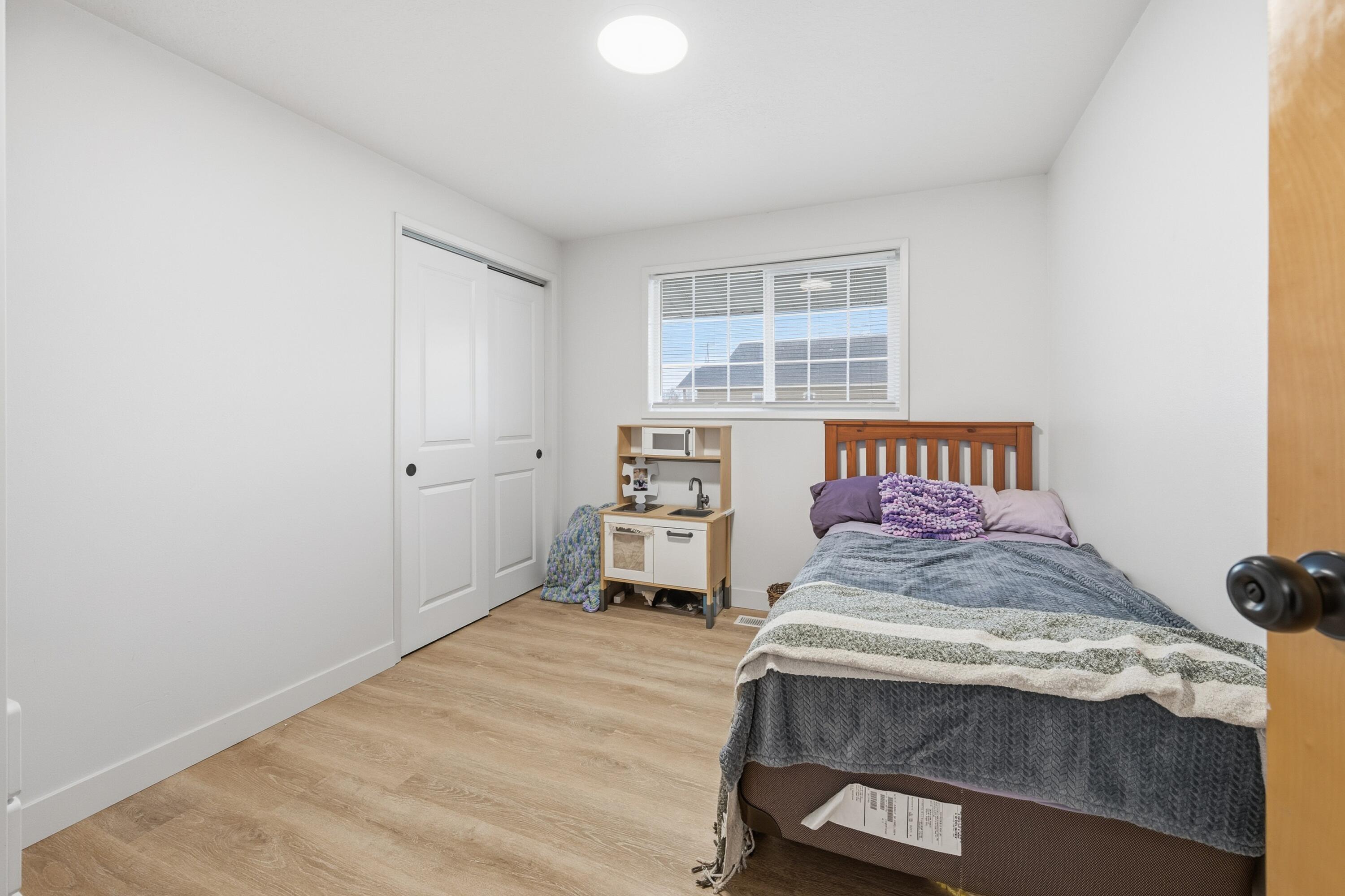 1915 Southwest 23rd Street Redmond, OR 97756 - Photo 15 of 22
