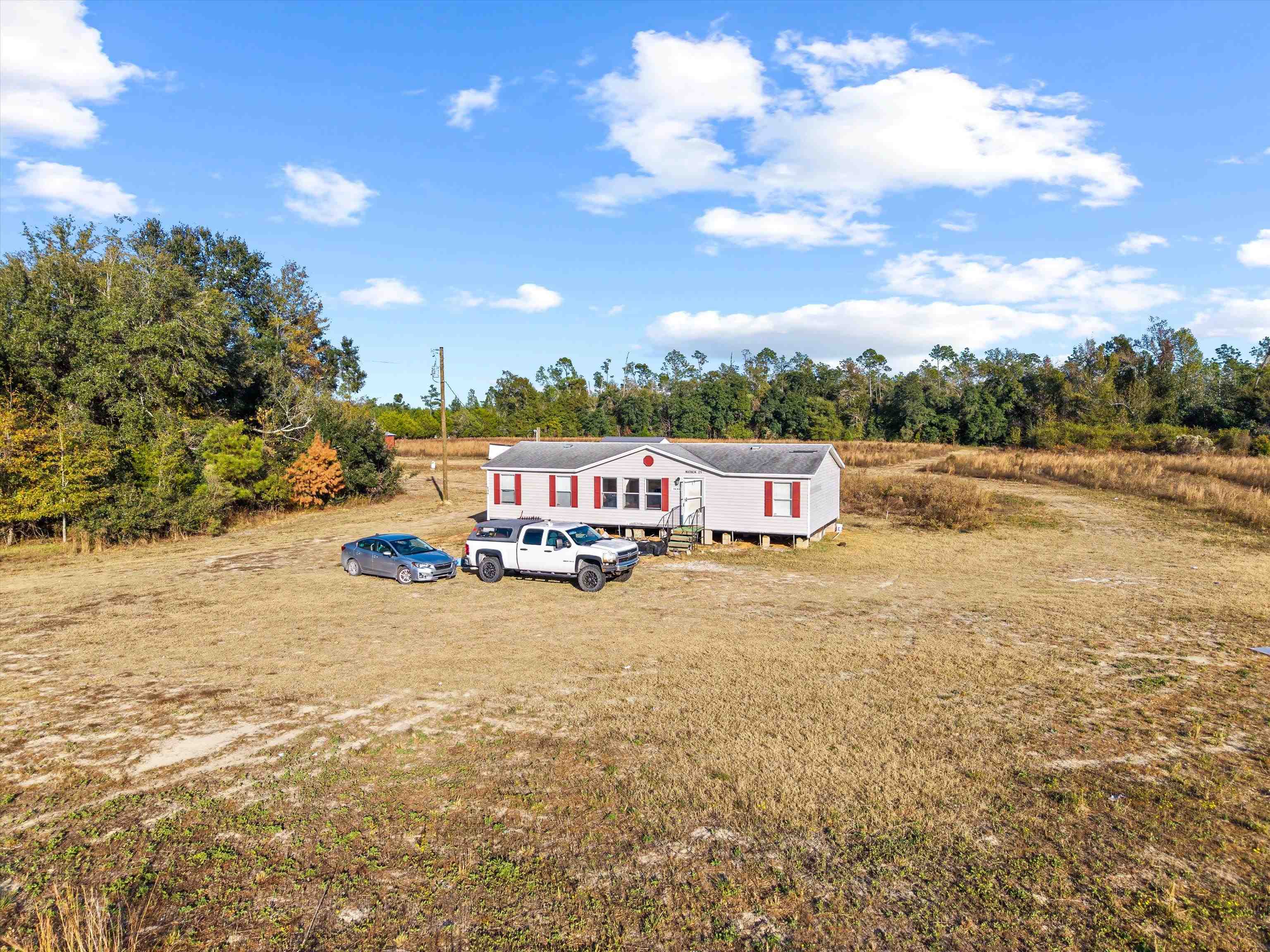 644 Treeline Road Grand Ridge, FL 32442 - Photo 2 of 46 Gallery Image 2
