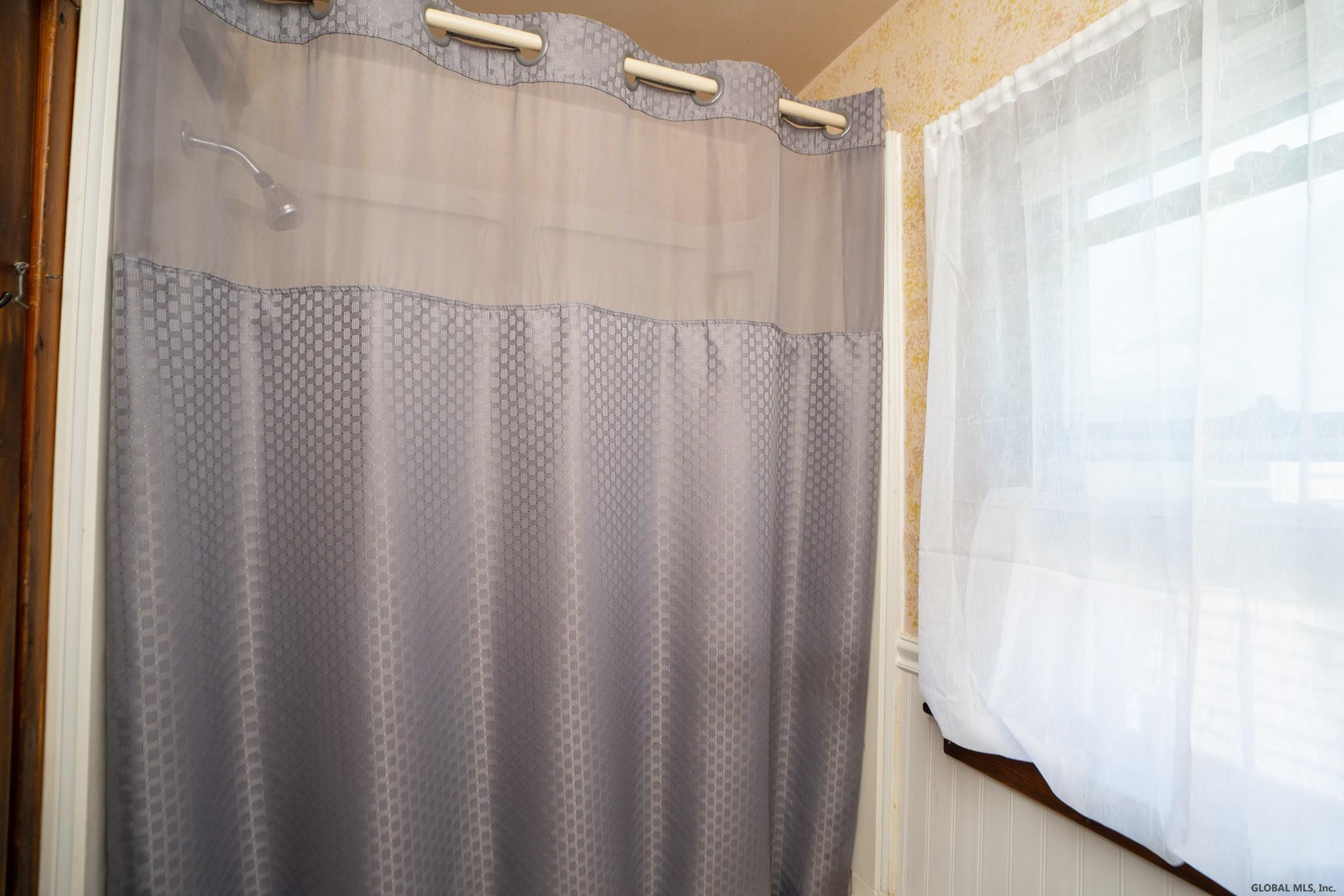 5 Sard Road Albany, NY 12209 - Photo 12 of 25 Photo 12