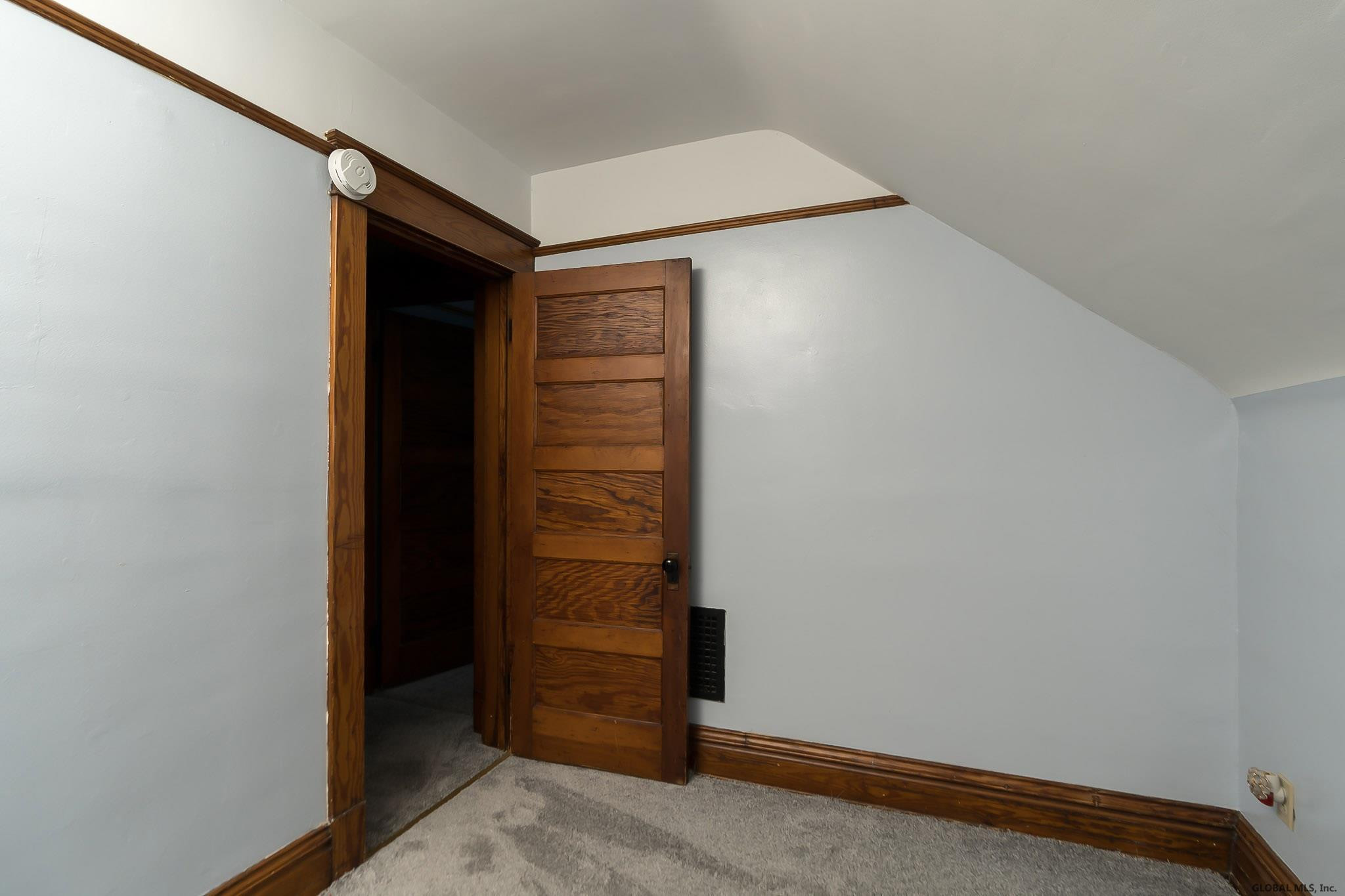 5 Sard Road Albany, NY 12209 - Photo 16 of 25 Photo 16