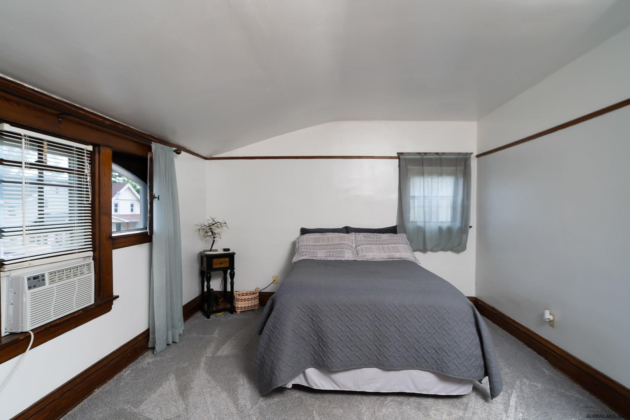 5 Sard Road Albany, NY 12209 - Photo 18 of 25 Photo 18