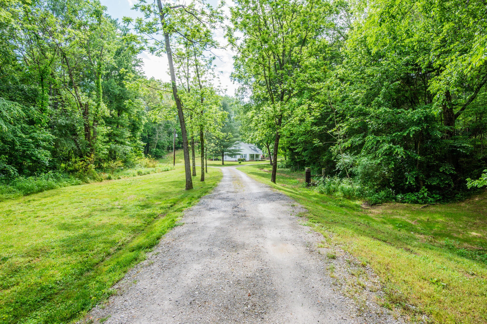 706 Dry Hollow Road Dickson, TN 37055 - Photo 4 of 50 Gallery Image 4