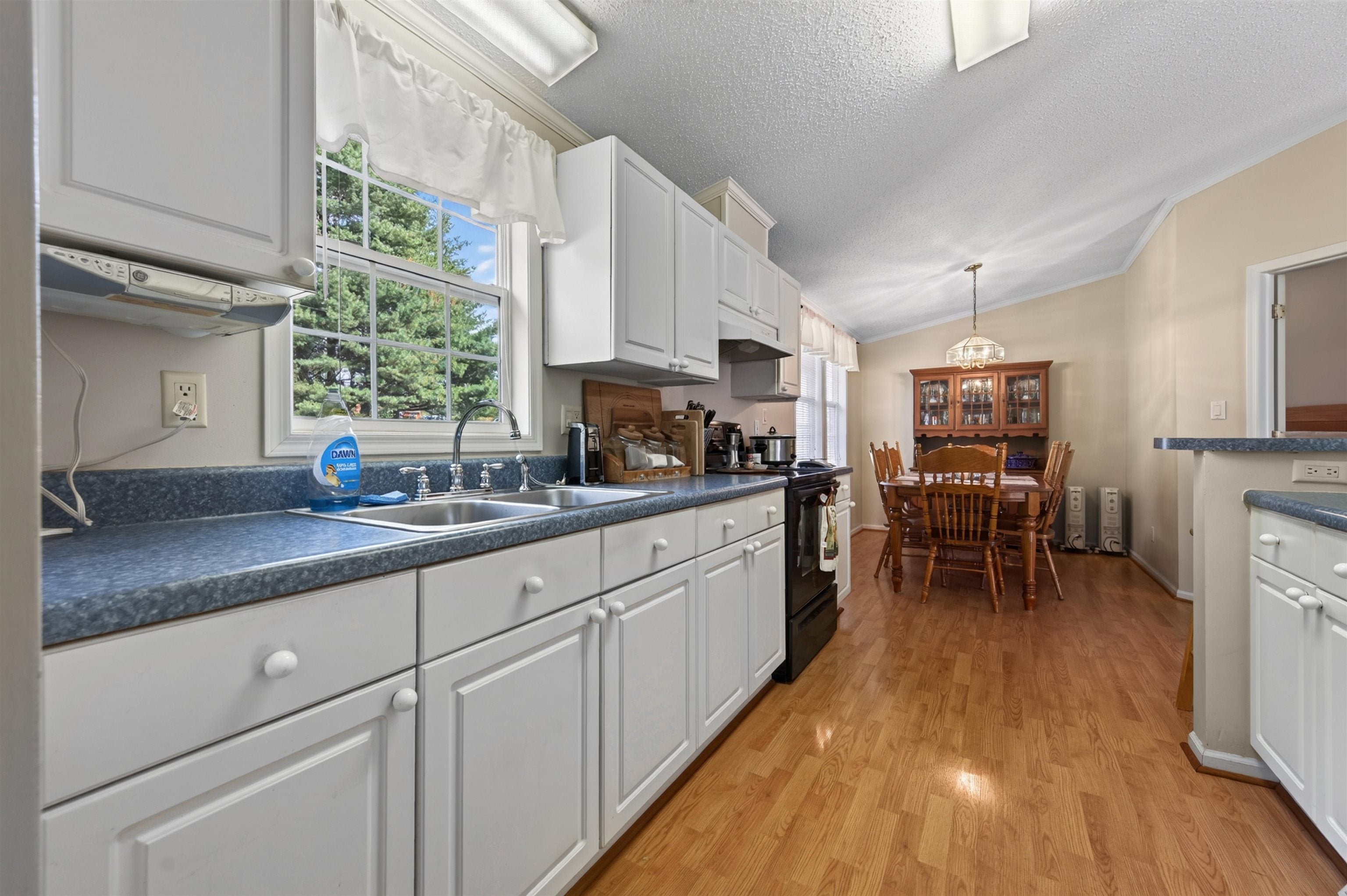 5096 Thornspring Road Pulaski, VA 24301 - Photo 27 of 68 Gallery Image 27