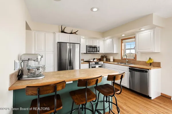 $330,000 | 57 Indianwood Trail, Pinedale, WY 82941