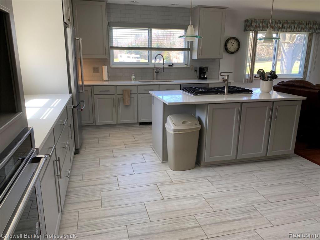 58150 Travis Road New Hudson, MI 48165 - Photo 10 of 24