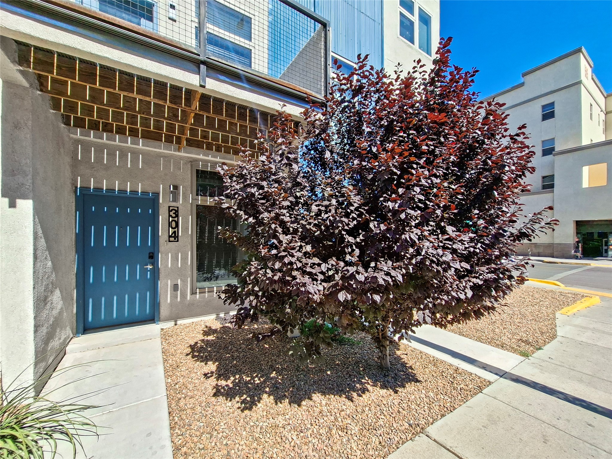 304 Titanium Street Albuquerque, NM 87102 - Photo 2 of 33
