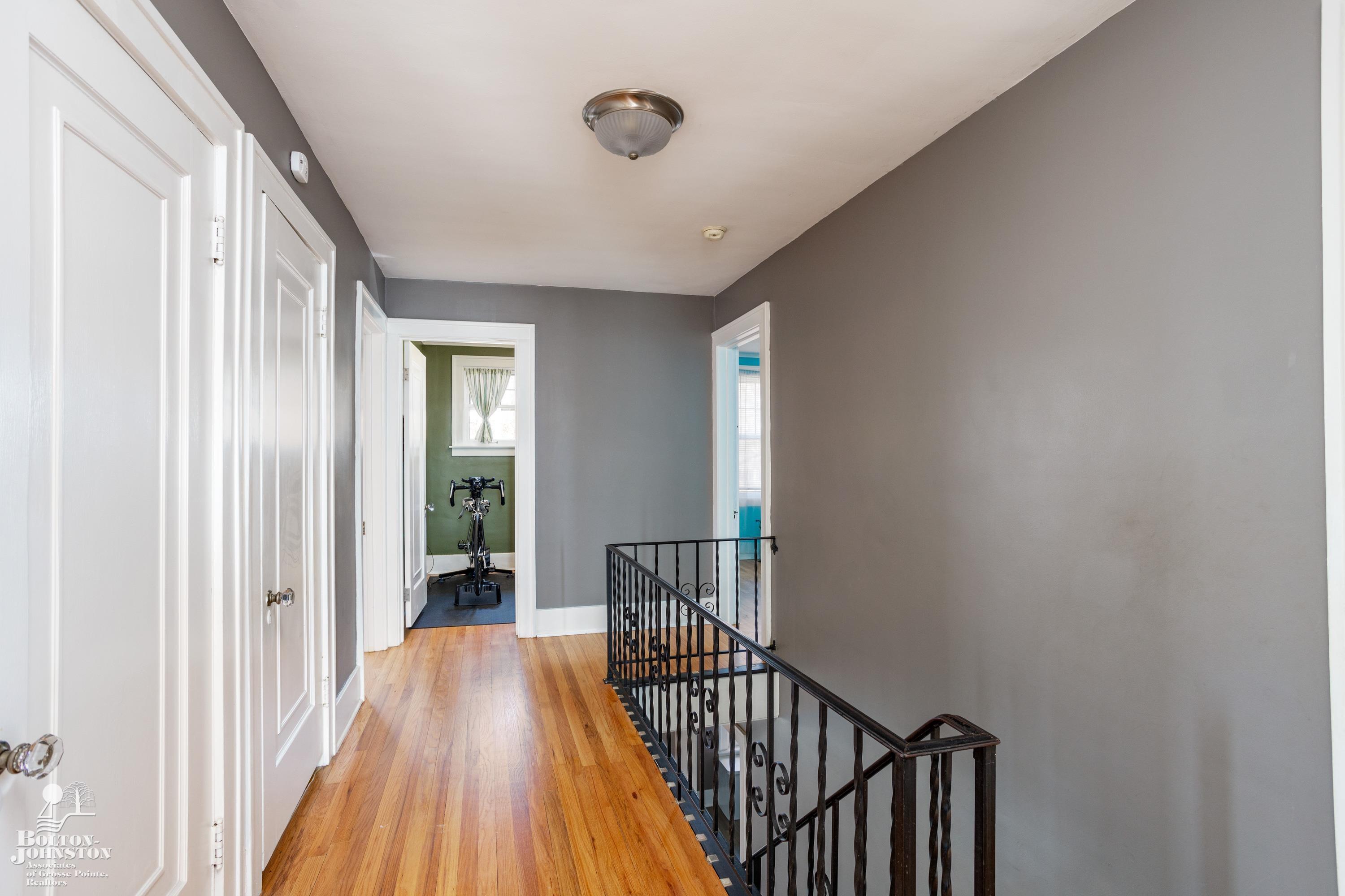 1497 Hawthorne Road Grosse Pointe Woods, MI 48236 - Photo 39 of 52