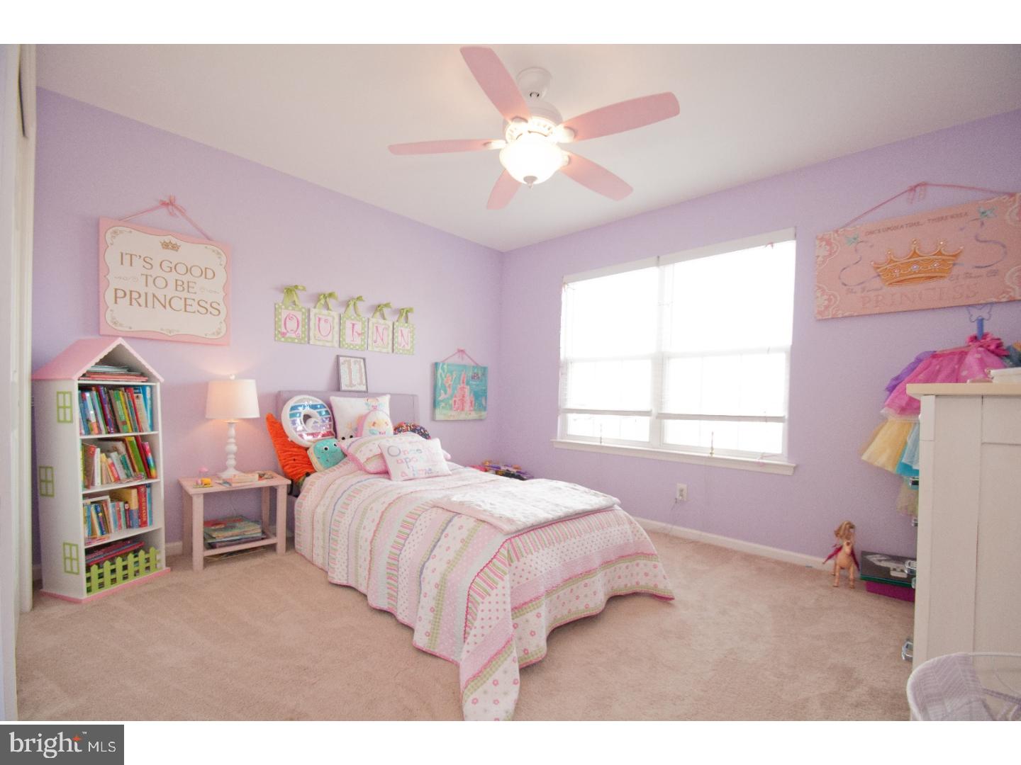 8 Phillips Circle Aston, PA 19014 - Photo 13 of 25
