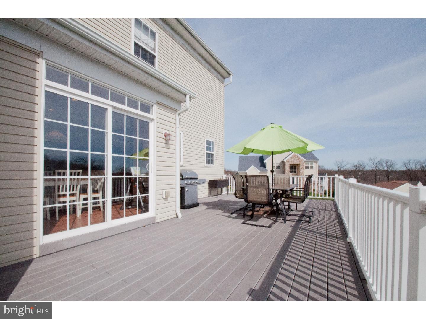 8 Phillips Circle Aston, PA 19014 - Photo 22 of 25