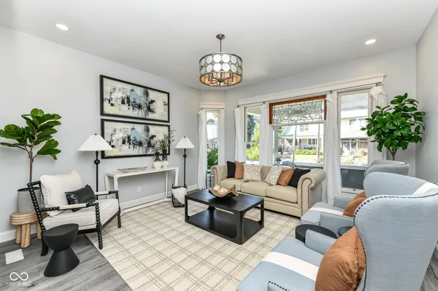 $525,000 | 1607 Woodlawn Avenue, Indianapolis, IN 46203