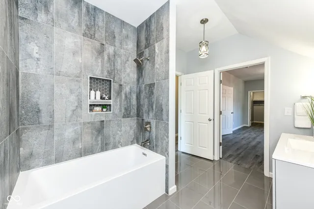 $525,000 | 1607 Woodlawn Avenue, Indianapolis, IN 46203