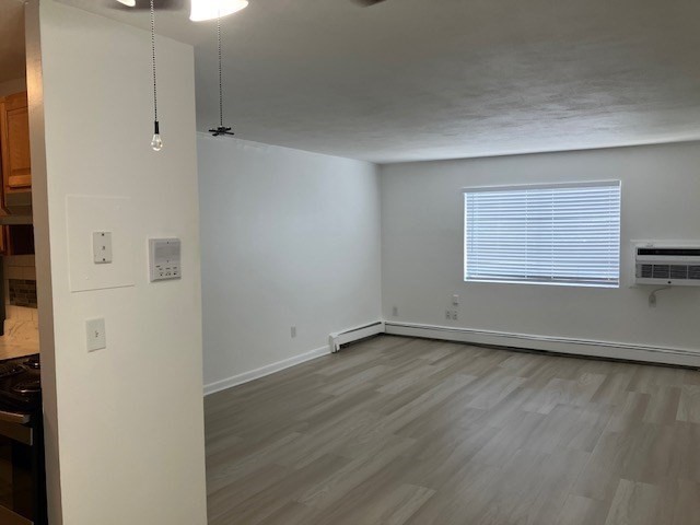 172 Summer Street, Unit 11 Waltham, MA 02452 - Photo 2 of 4