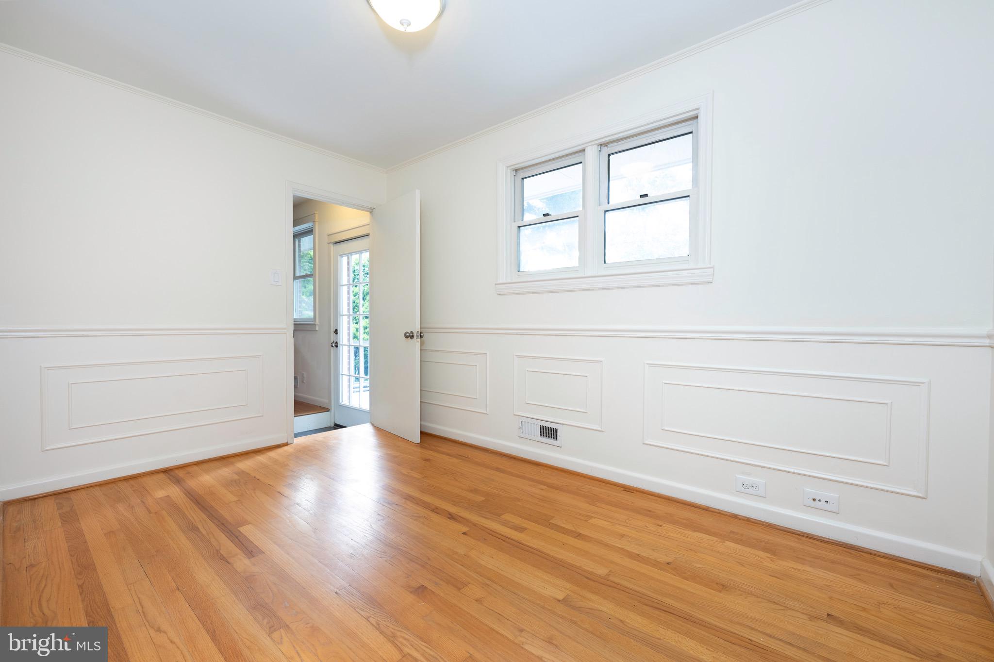 1418 Thornden Road Rockville, MD 20851 - Photo 8 of 17
