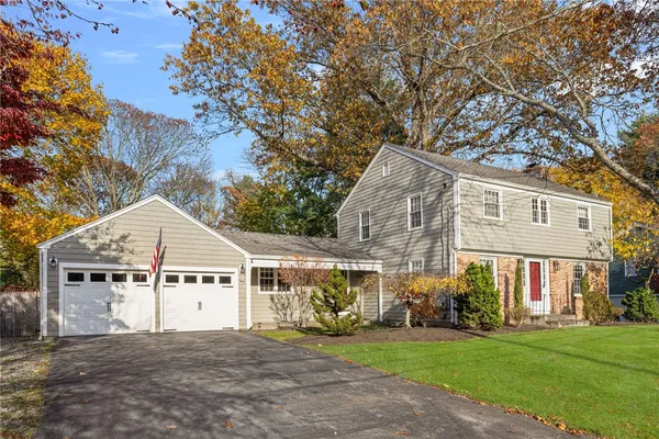 $935,000 | 9 Lamson Road, Barrington, RI 02806