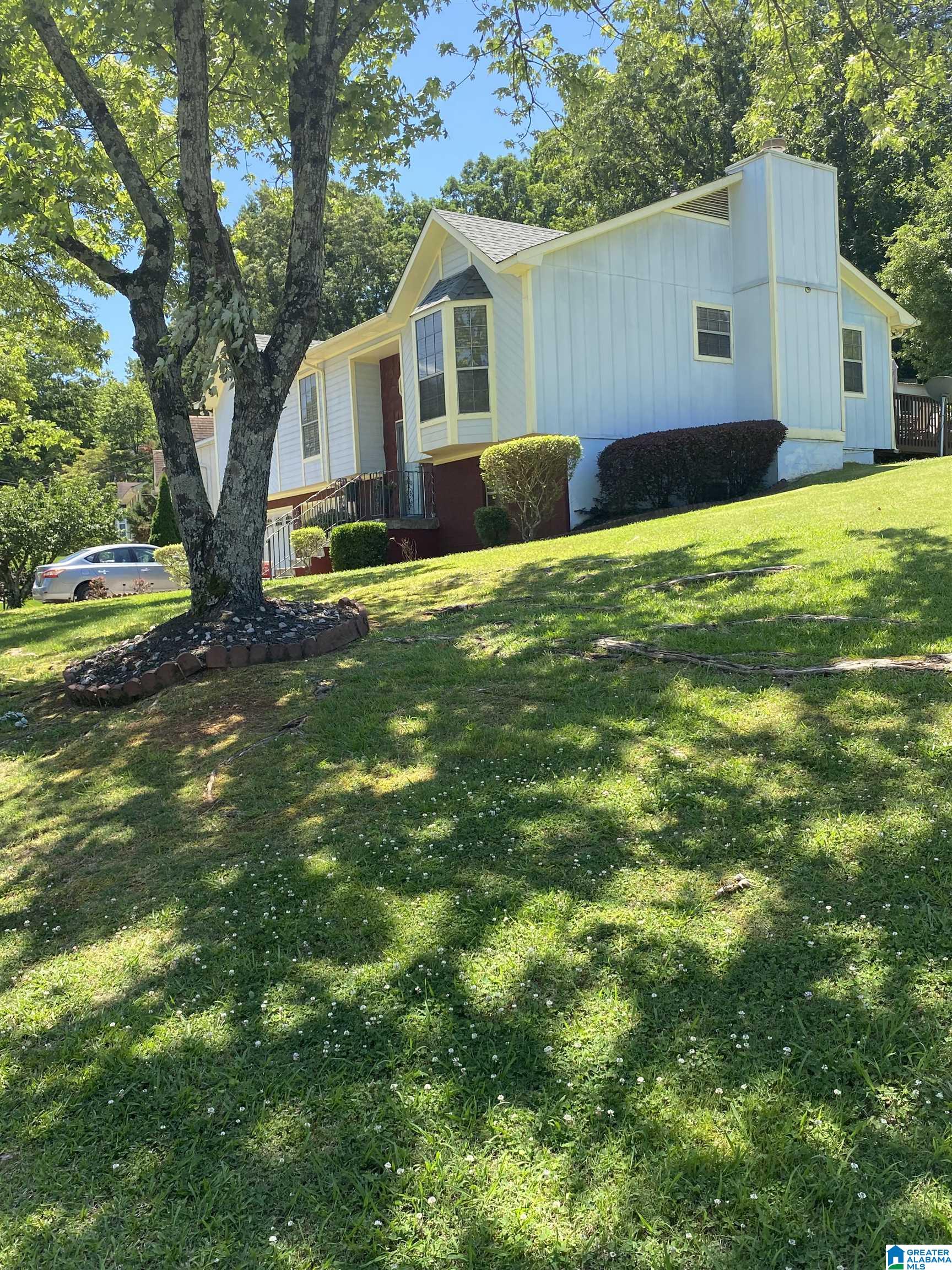 701 Griswold Road Fairfield, AL 35064 - Photo 3 of 28