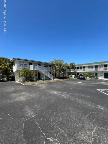 $1,250 | 2170 Knox McRae Drive, Unit 23, Titusville, FL 32780