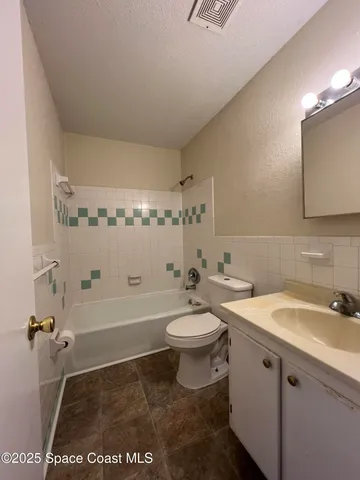 $1,250 | 2170 Knox McRae Drive, Unit 23, Titusville, FL 32780