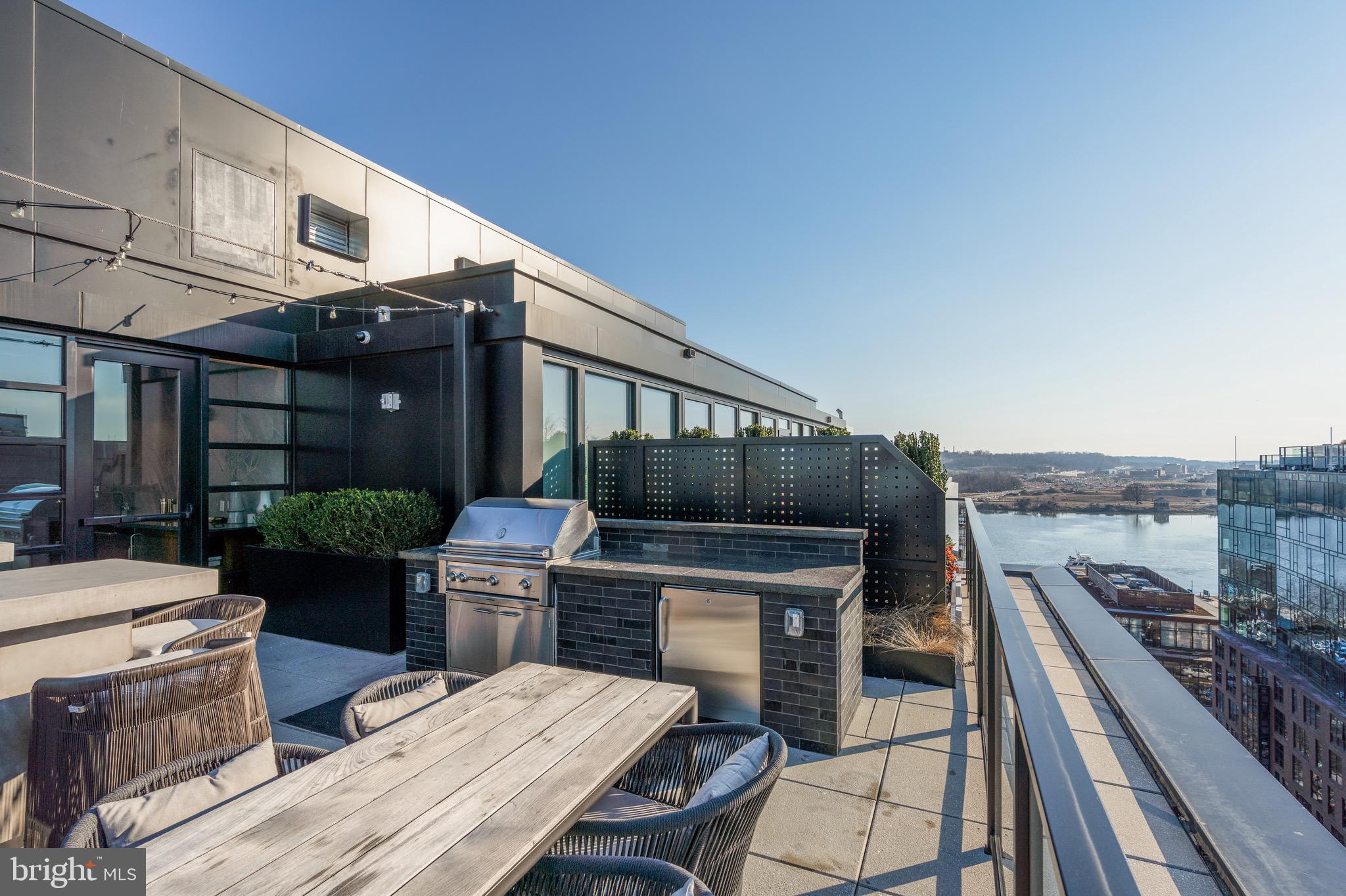 1300 4th Street Southeast, Unit 715 Washington, DC 20003 - Photo 26 of 47 a outdoor space with a couch