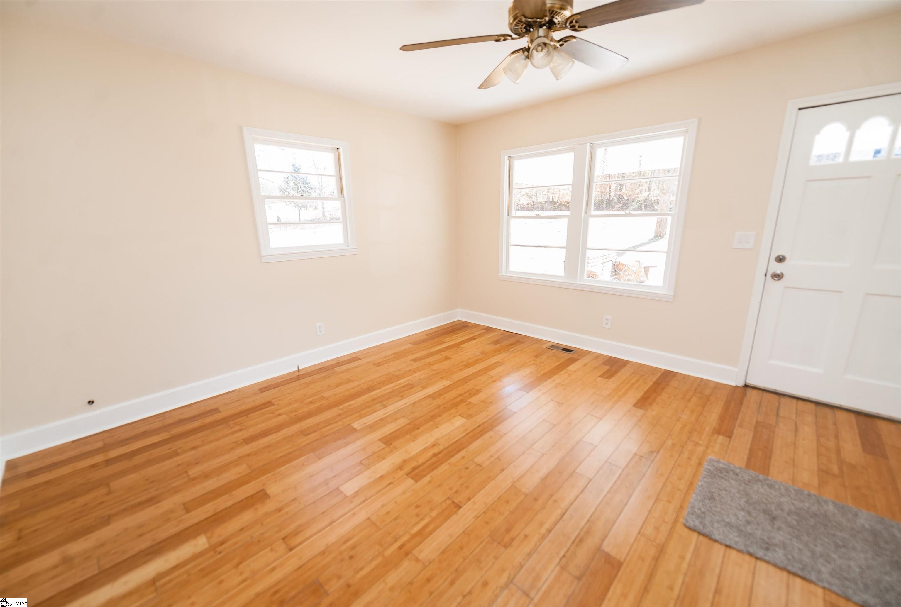 618 Pearson Town Road Moore, SC 29369 - Photo 6 of 29 Gallery Image 6