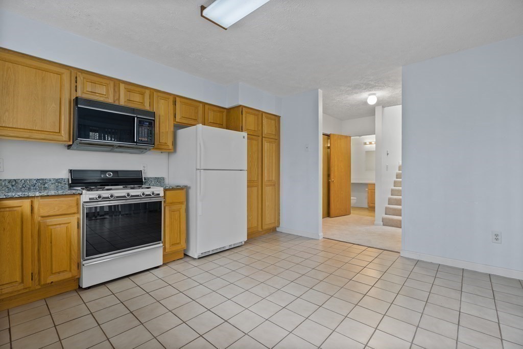 55 East Bluff Road, Unit 55 Ashland, MA 01721 - Photo 10 of 16 Gallery Image 10