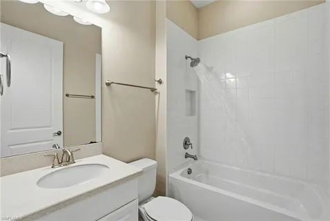 $827,500 | 23706 Pebble Pointe Lane, Estero, FL 34135