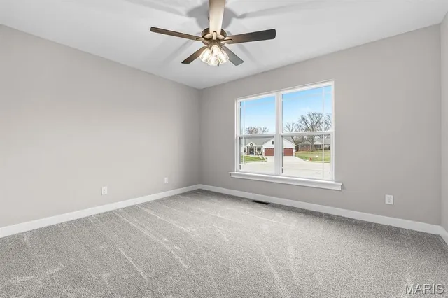 $557,900 | 1416 Guilford Place, Troy, IL 62294