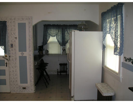 145 Marsden Street Springfield, MA 01109 - Photo 5 of 7 Gallery Image 5