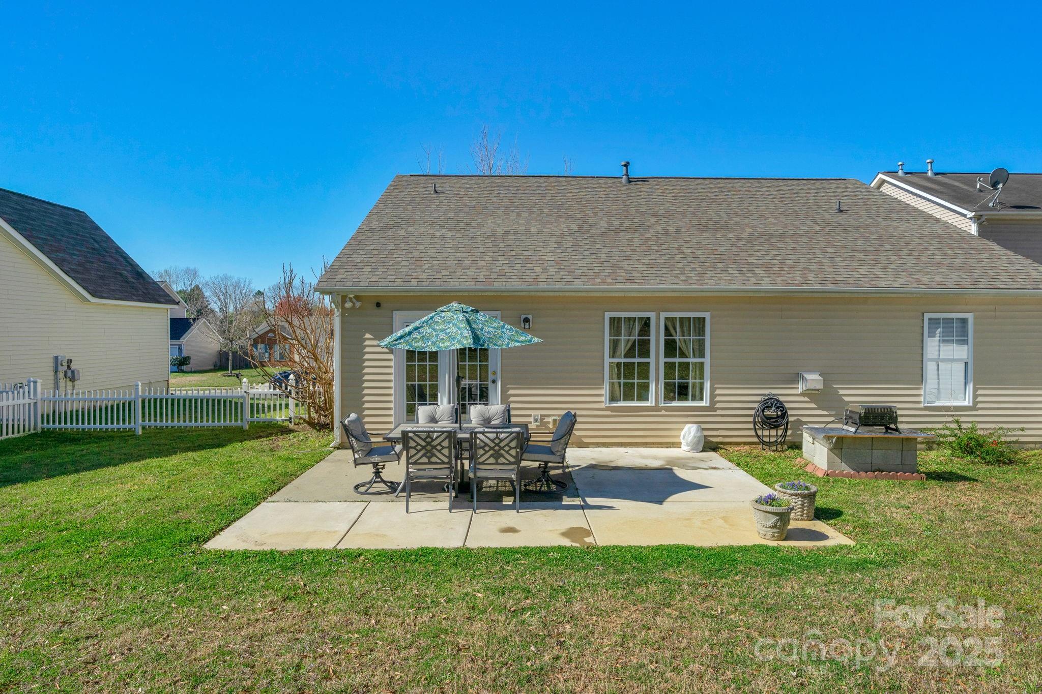 2003 Sunlight Path Drive Monroe, NC 28110 - Photo 33 of 37