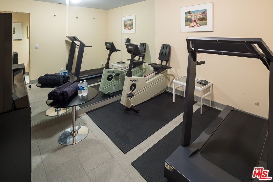 12309 Viewcrest Road Studio City, CA 91604 - Photo 39 of 52 a view of workspace with gym equipment
