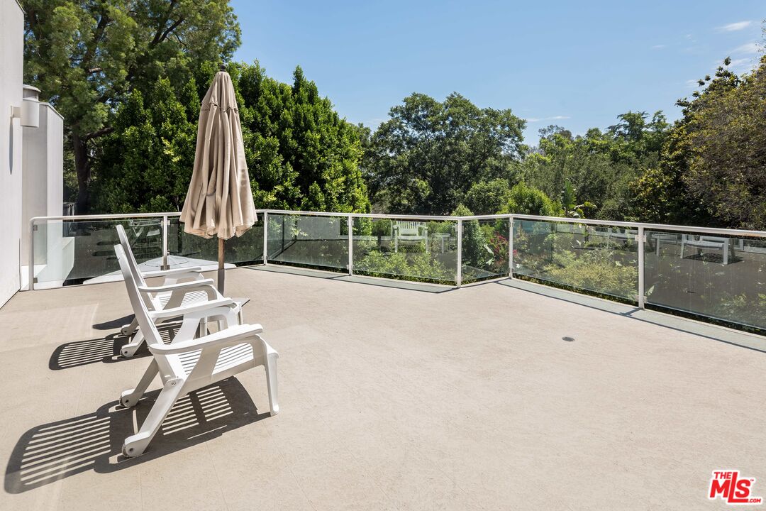 12309 Viewcrest Road Studio City, CA 91604 - Photo 45 of 52 a view of outdoor space with seating