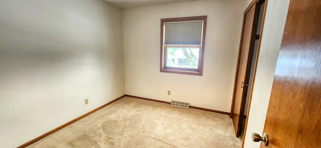 $335,000 | 4-208 Beachcomber Lane, Lake Carroll, IL 61046