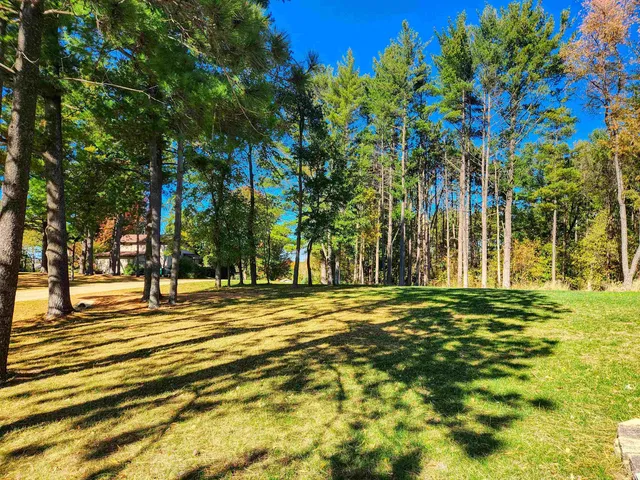 $335,000 | 4-208 Beachcomber Lane, Lake Carroll, IL 61046