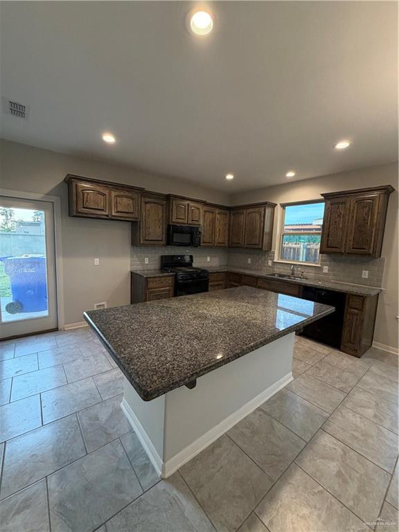 5712 River Road McAllen, TX 78504 - Photo 4 of 15