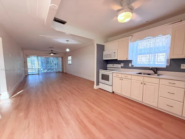 $225,000 | 2832 Fillmore Street, Unit 20, Hollywood, FL 33020