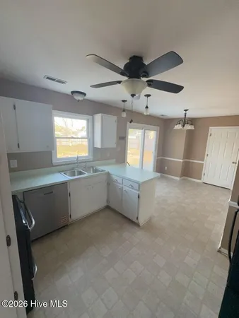 $1,500 | 105 Palamino Court, Jacksonville, NC 28546