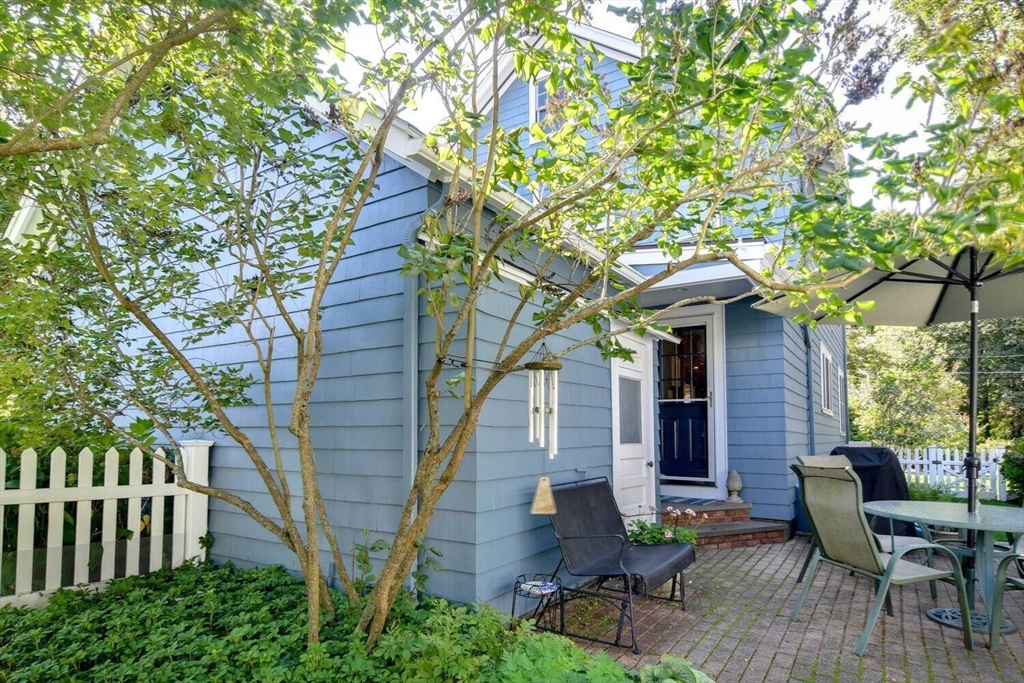 15 Selden Street Newton, MA 02468 - Photo 26 of 33 a front view of a house with garden