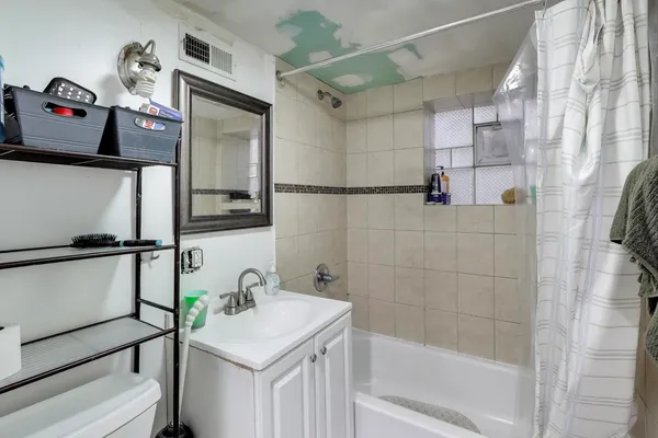 $829,000 | 3513 North Western Avenue, Chicago, IL 60618