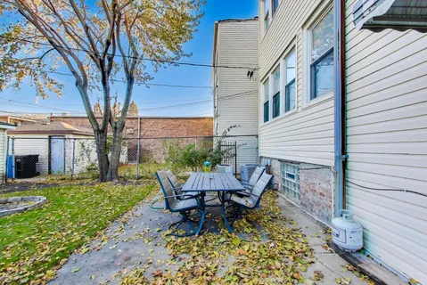 $829,000 | 3513 North Western Avenue, Chicago, IL 60618
