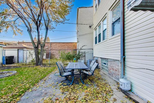 $829,000 | 3513 North Western Avenue, Chicago, IL 60618