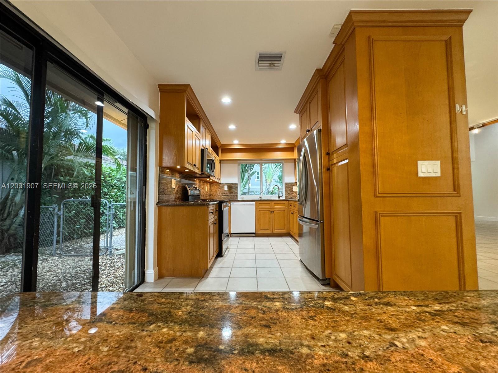 76 Ivy Road, Unit 76 Hollywood, FL 33021 - Photo 8 of 54 Gallery Image 8