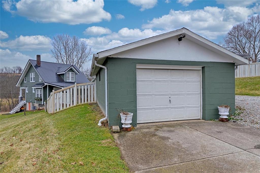 305 Old Plank Road Washington, PA 15301 - Photo 4 of 20 Gallery Image 4