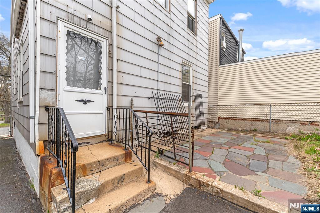 92 South Devine Street Newark, NJ 07106 - Photo 32 of 33 a view of a balcony with furniture