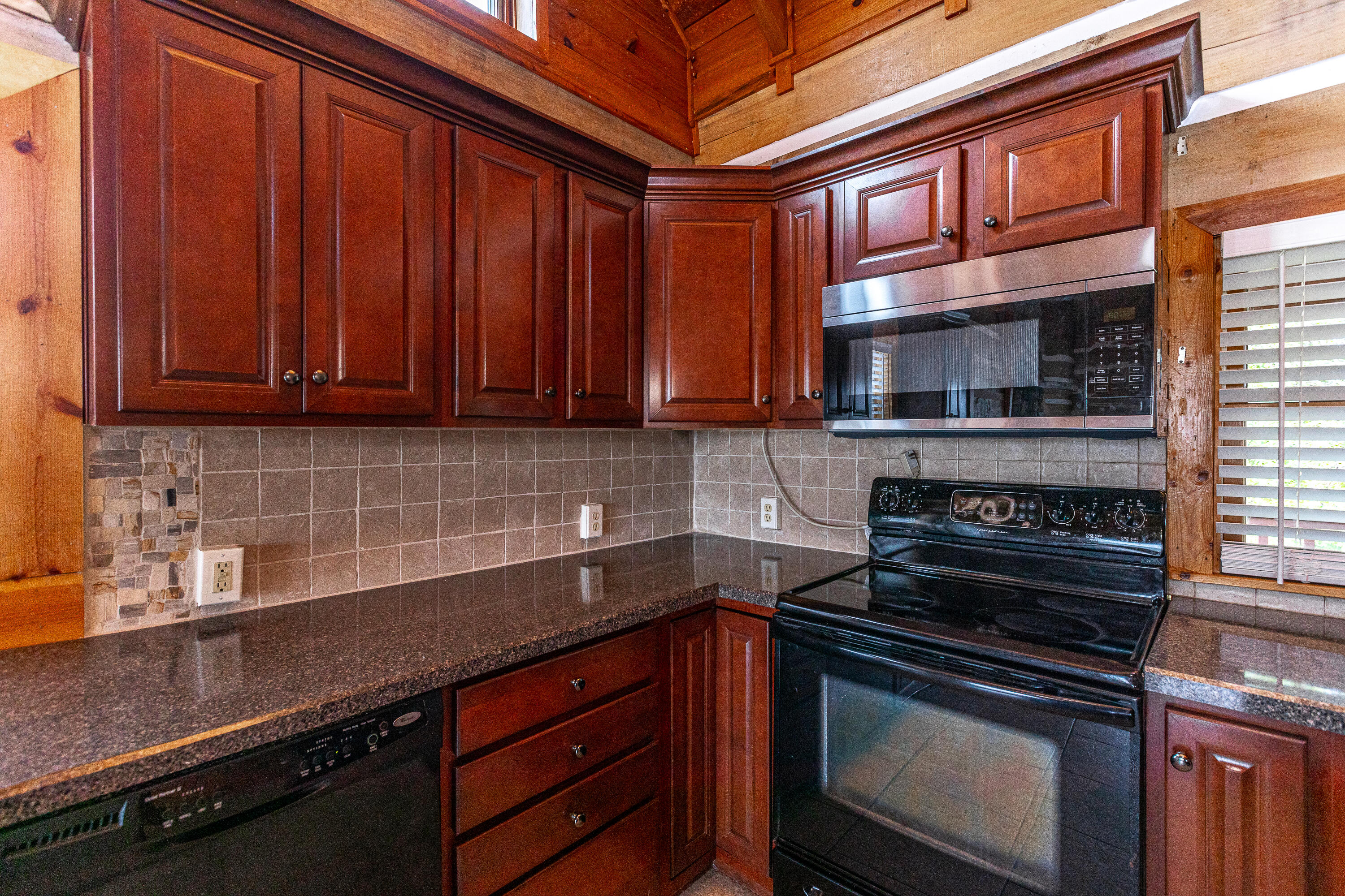 420 Gritton Road Salvisa, KY 40372 - Photo 12 of 56 B-9