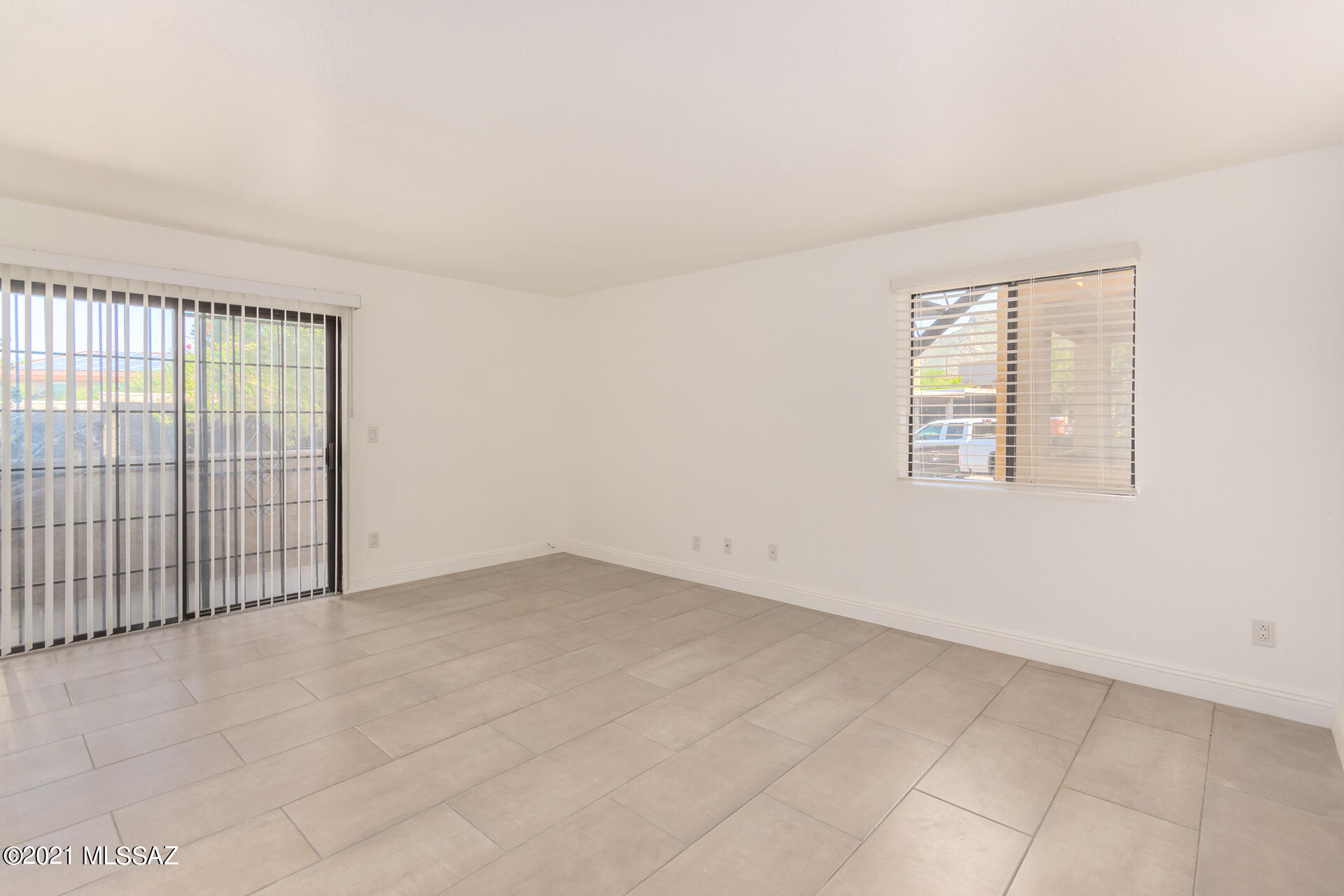 8263 North Oracle Road, Unit 138 Tucson, AZ 85704 - Photo 2 of 26 Gallery Image 2