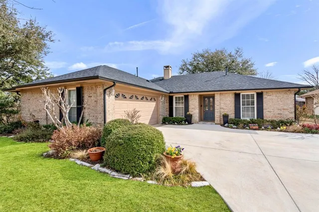 $519,900 | 2230 Cedarbrush Drive, Carrollton, TX 75006