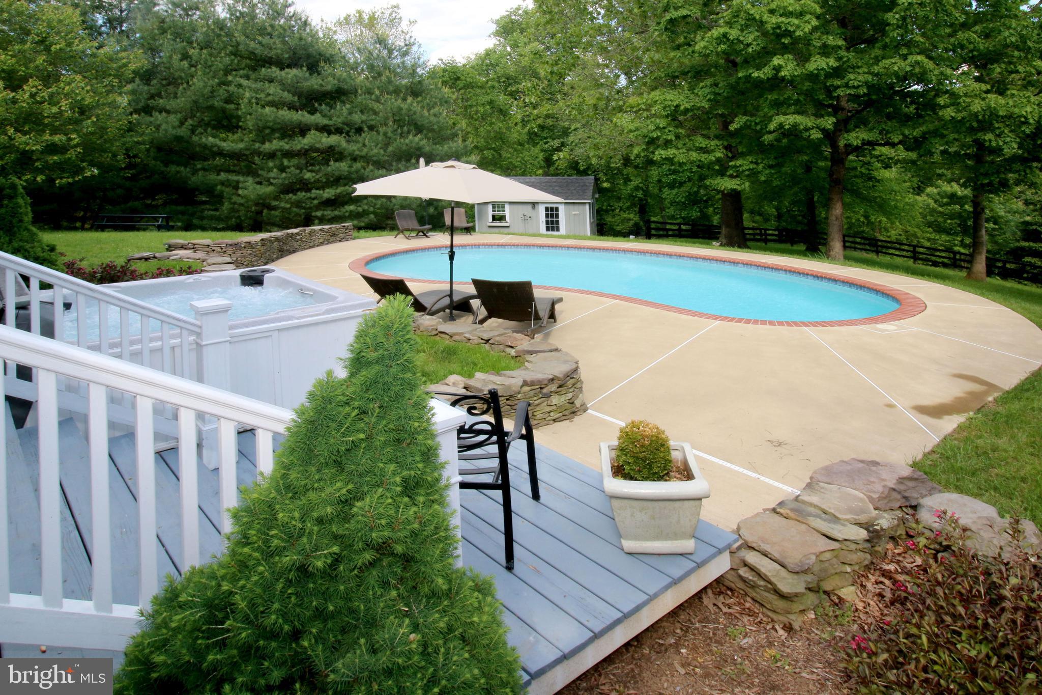5065 Leeds Manor Road Hume, VA 22639 - Photo 8 of 93 Deck view