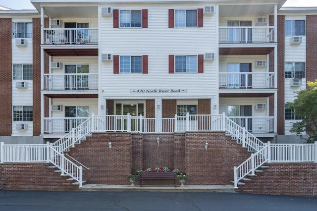 $294,900 | 490 River Road, Unit 30, Manchester, NH 03104