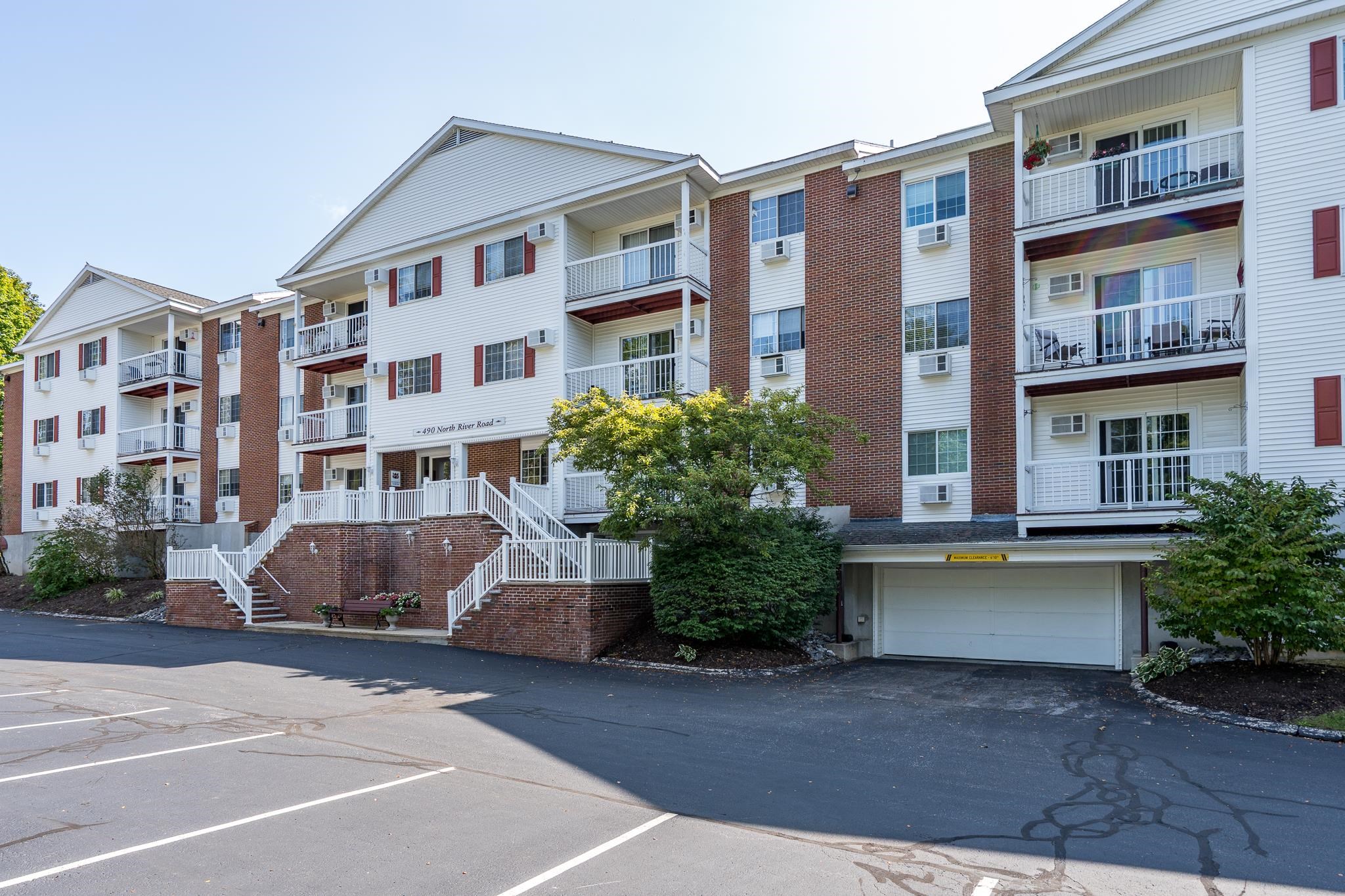 490 River Road, Unit 30 Manchester, NH 03104 - Photo 12 of 34